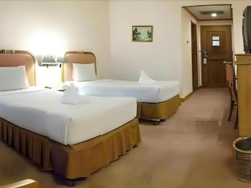 Sakura Hotel Hat Yai Bagian luar foto