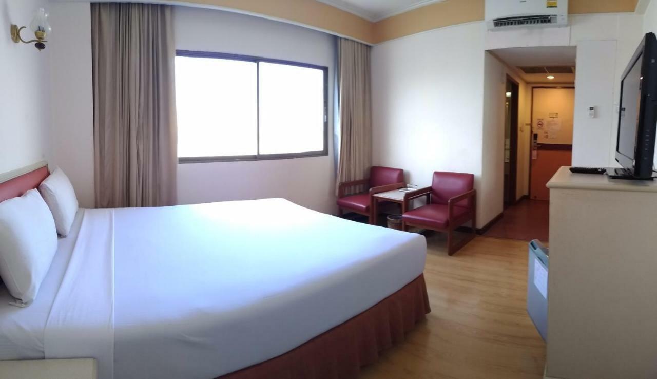 Sakura Hotel Hat Yai Bagian luar foto